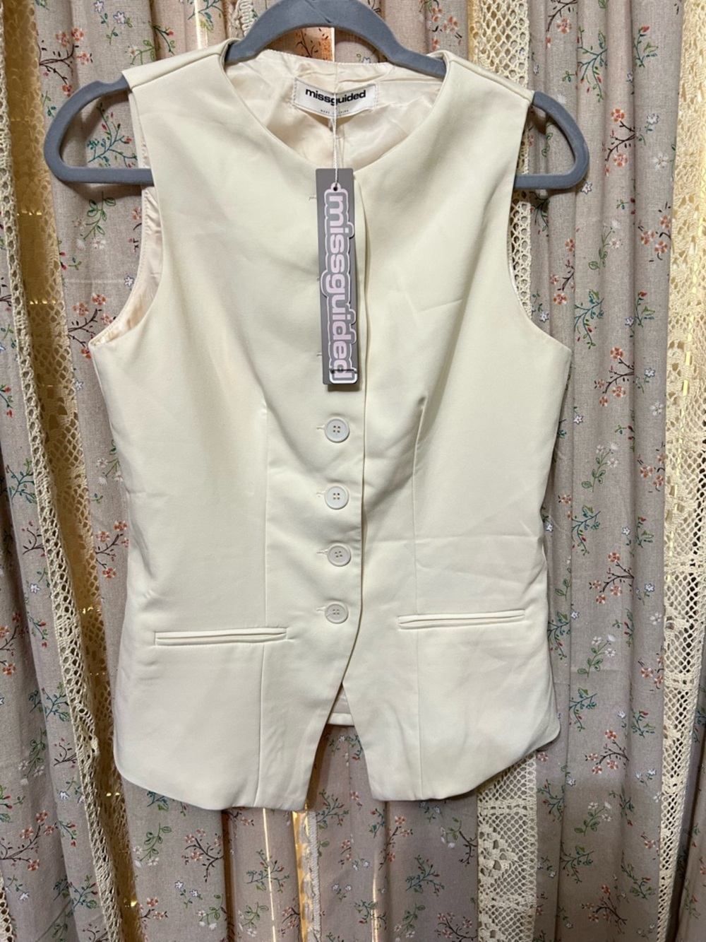 Missguided Cream Tailored Vest Top Sleeveless Button Front Minimalist M